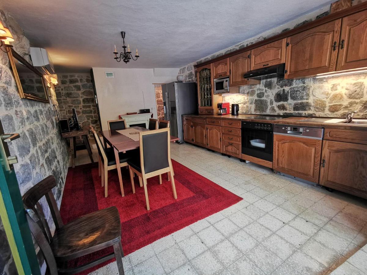Authentico Deluxe Stari Grad Villa Stari Grad  Buitenkant foto