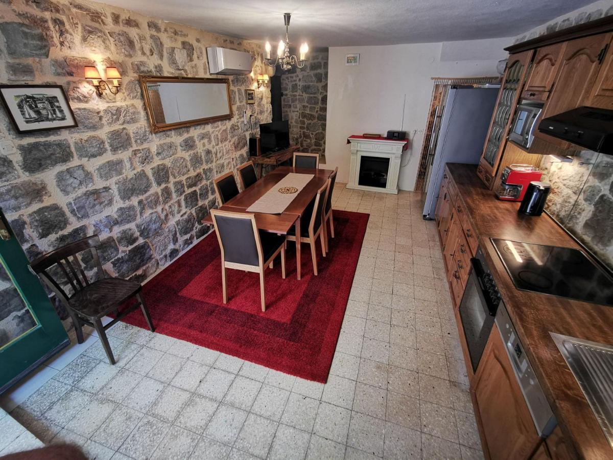 Authentico Deluxe Stari Grad Villa Stari Grad  Buitenkant foto