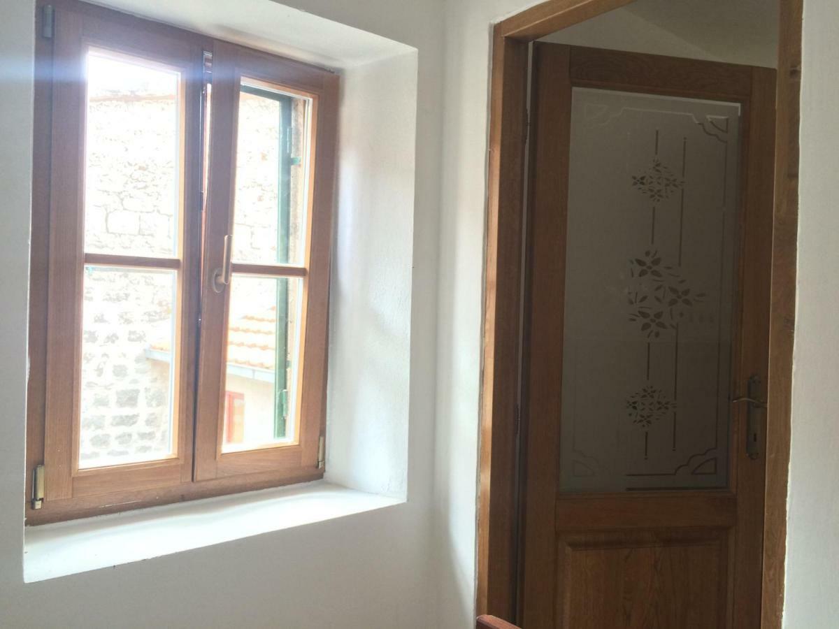 Authentico Deluxe Stari Grad Villa Stari Grad  Buitenkant foto